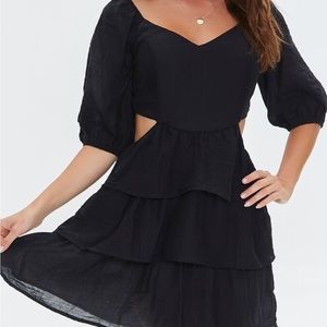 Mid dress color sand shell /size M with lace on the back, worn for the picture.